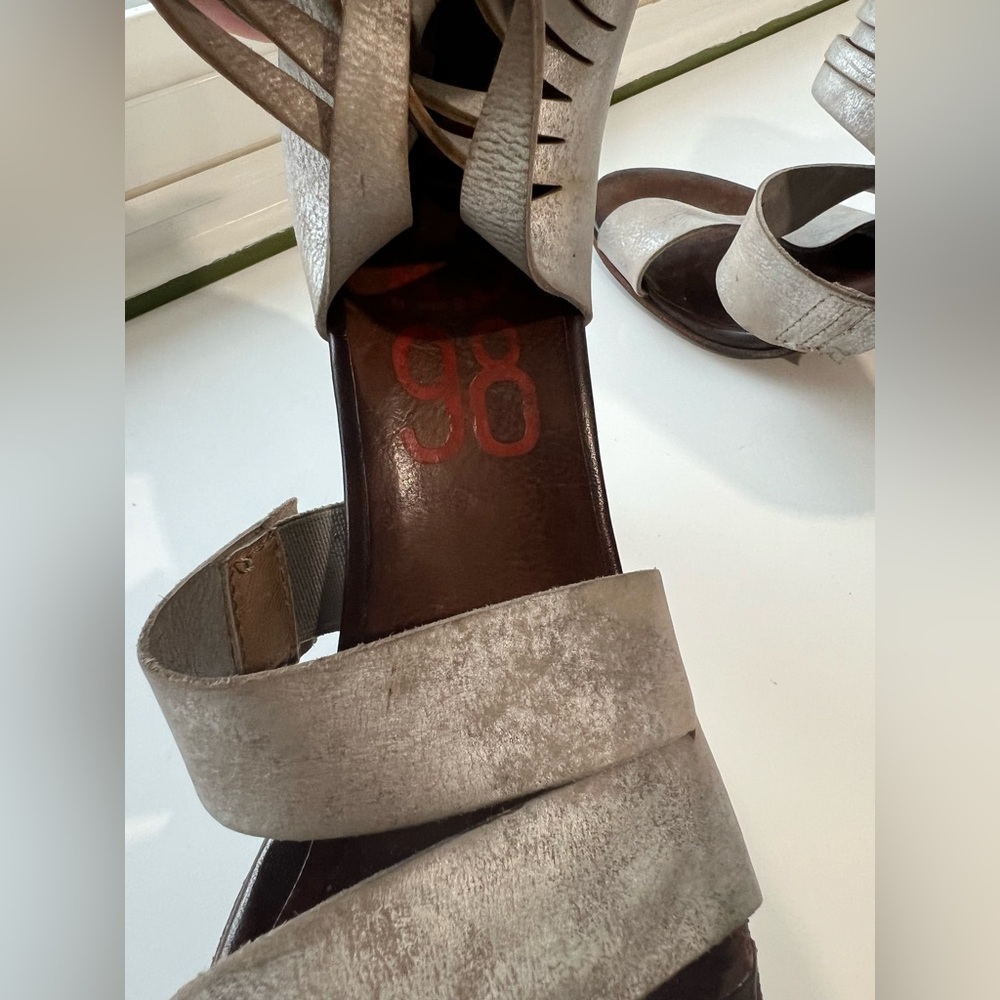 A.S.98 Metallic Silver Gray Strappy Sculpted Heel Sandals 37 - Picture 6 of 14